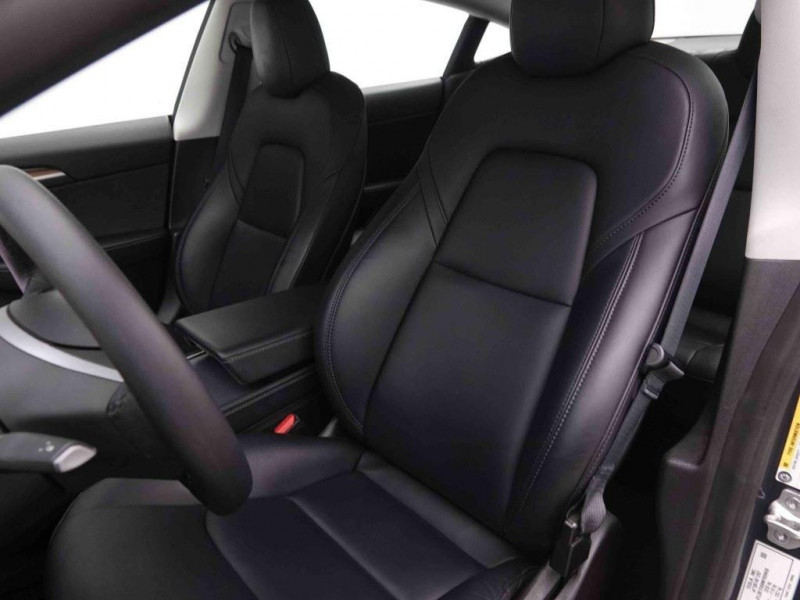 Photo 8 de l'offre de TESLA MODEL 3 476 Long Range Dual Motor AWD à 34998€ chez Carlyss automobiles Vitré