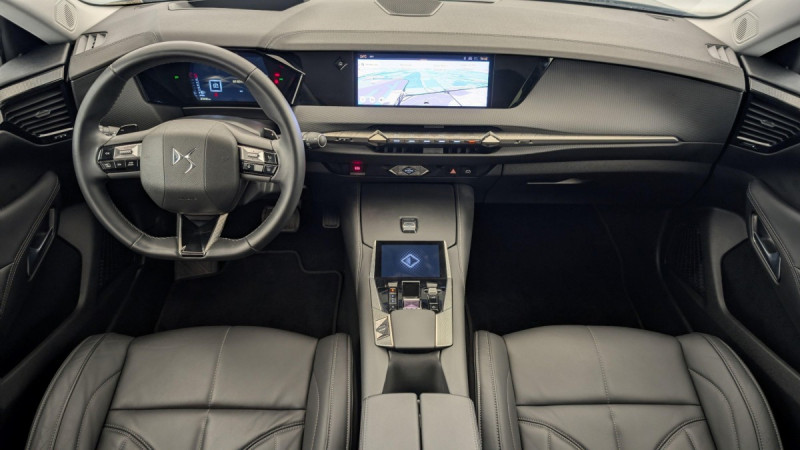 Photo 13 de l'offre de DS DS4 PureTech 130 EAT8 Rivoli à 22711€ chez Carlyss automobiles Vitré