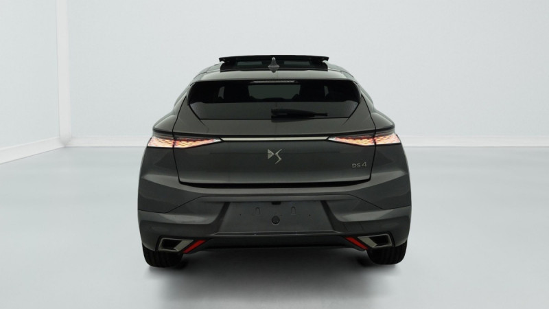 Photo 6 de l'offre de DS DS4 PureTech 130 EAT8 Opera à 24405€ chez Carlyss automobiles Vitré