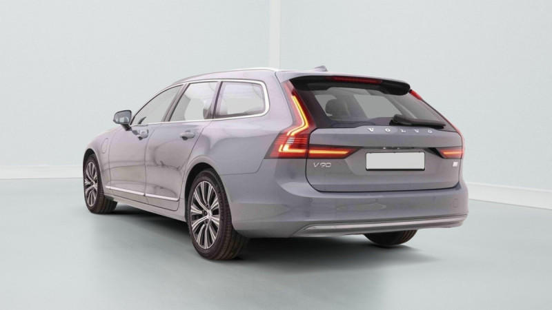 Photo 4 de l'offre de VOLVO V90 2.0 T6 PHEV 350 AWD 18gr Inscription à 37203€ chez Carlyss automobiles Vitré
