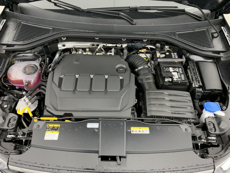 Photo 20 de l'offre de VOLKSWAGEN T-roc 2.0 TDI 150 Start/Stop DSG7 Life Plus à 32558€ chez Carlyss automobiles Vitré