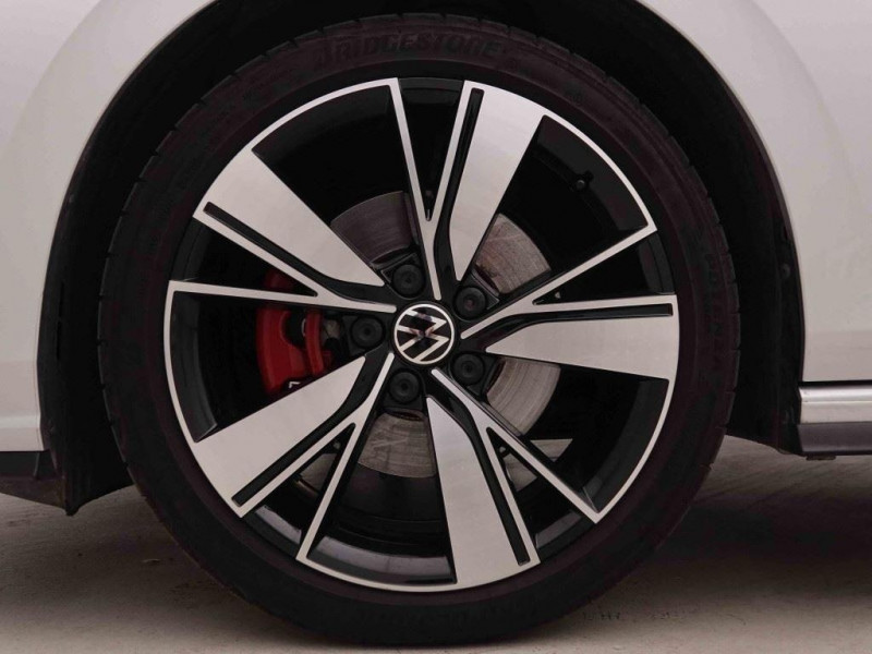 Photo 20 de l'offre de Volkswagen Golf GTD 2.0 Tdi 200 DSG à 42165€ chez Carlyss automobiles Vitré