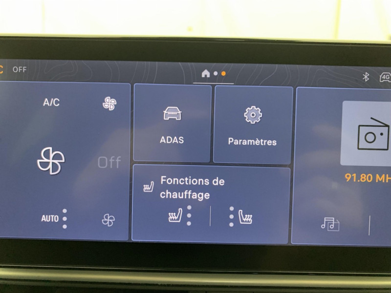 Photo 20 de l'offre de Jeep Avenger 1.2 Turbo T3 110 ch e-Hybrid BVR6 Summit à 27998€ chez Carlyss automobiles Vitré