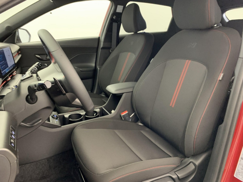 Photo 20 de l'offre de HYUNDAI KONA HYBRID 129 CREATIVE N Line à 28518€ chez Carlyss automobiles Vitré