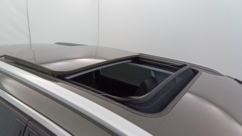 Photo 4 de l'offre de PEUGEOT 5008 PureTech 130ch S&S EAT8 Allure à 23598€ chez Carlyss automobiles Vitré