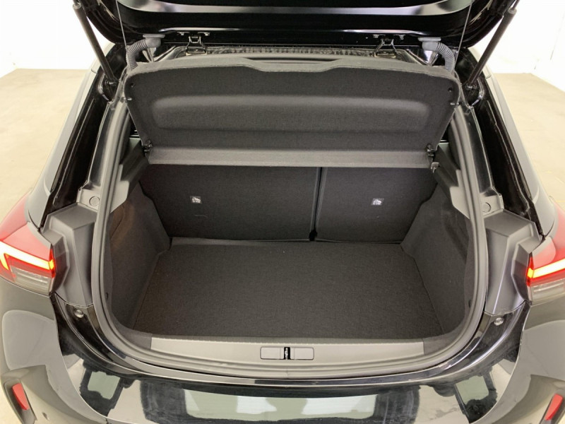 Photo 11 de l'offre de OPEL Corsa 1.2 Turbo 100 ch BVM6 GS à 16598€ chez Carlyss automobiles Vitré