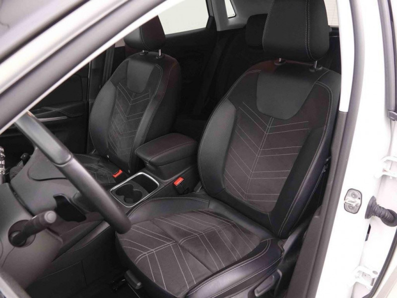 Photo 4 de l'offre de OPEL Grandland 1.2T 130 AT GS-Line à 28598€ chez Carlyss automobiles Vitré