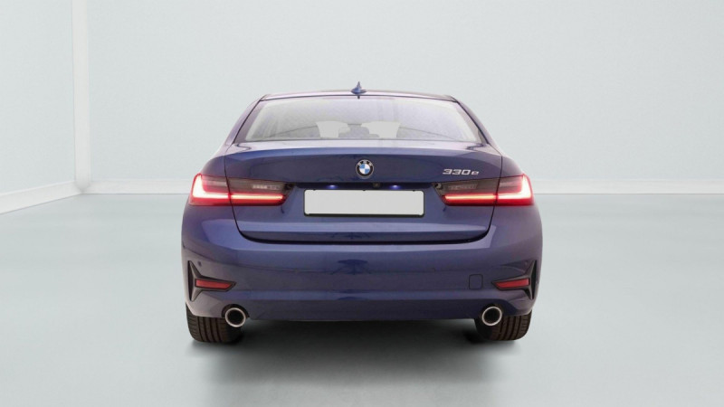 Photo 5 de l'offre de Bmw 3 330e 292 PHEV Business Edition à 34098€ chez Carlyss automobiles Vitré