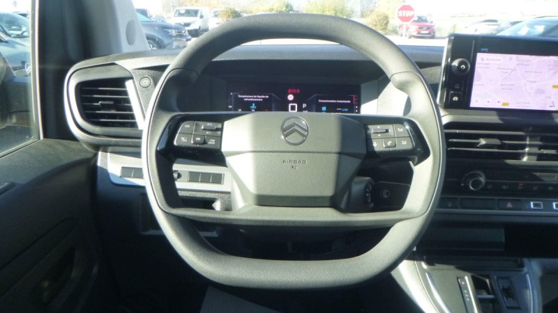 Photo 12 de l'offre de CITROEN Jumpy Cabine Approfondie JUMPY CAB APPROFONDIE M BLUEHDI 180 S&S EAT8 à 40857€ chez Carlyss automobiles Vitré