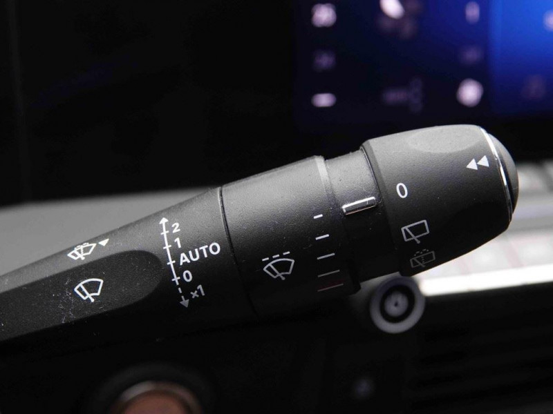 Photo 14 de l'offre de OPEL Astra 1.2 T 130 Automaat SportsTourer Edition à 23734€ chez Carlyss automobiles Vitré