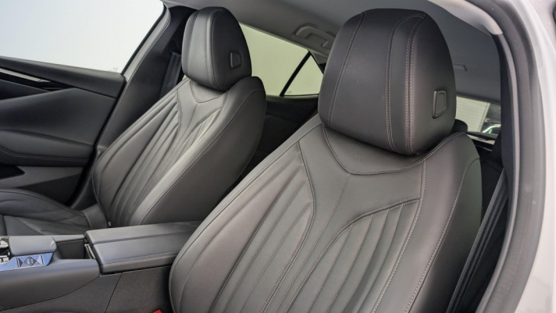 Photo 16 de l'offre de DS DS4 PureTech 130 EAT8 Rivoli à 22442€ chez Carlyss automobiles Vitré