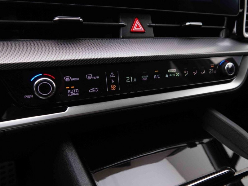 Photo 10 de l'offre de KIA SPORTAGE 1.6T-GDi HEV 215 GT-Line à 38902€ chez Carlyss automobiles Vitré