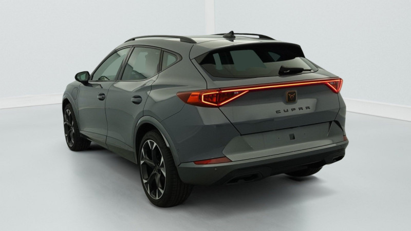 Photo 5 de l'offre de CUPRA Formentor 1.4 e-HYBRID 204 ch DSG6 V à 28088€ chez Carlyss automobiles Vitré