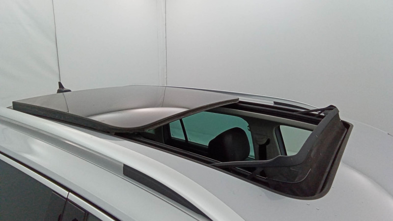 Photo 7 de l'offre de VOLKSWAGEN Tiguan Tiguan 1.4 eHybrid 245ch DSG6 Elegance Exclusive à 34598€ chez Carlyss automobiles Vitré