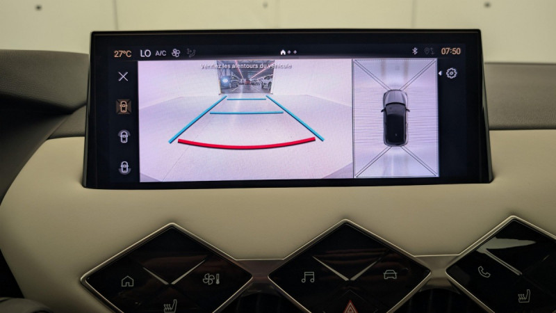 Photo 18 de l'offre de DS DS3 PureTech 130 EAT8 Esprit de Voyage à 21222€ chez Carlyss automobiles Vitré