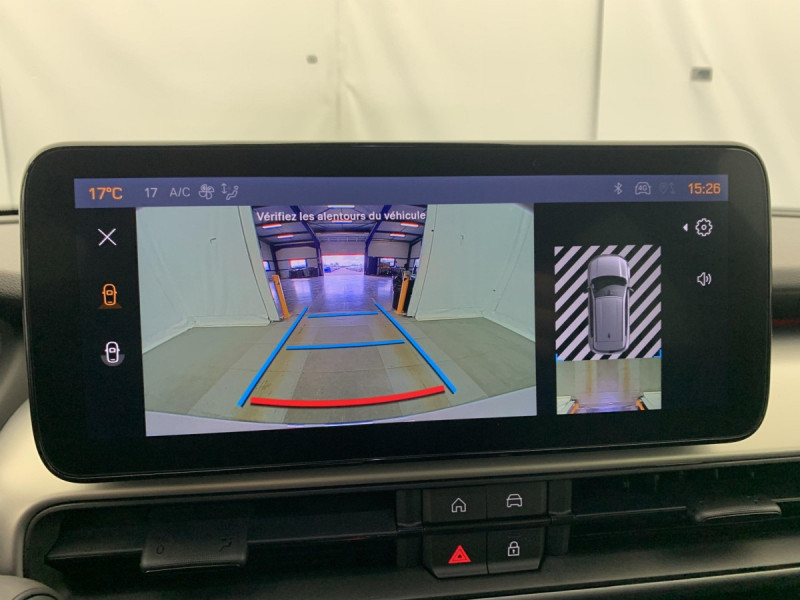 Photo 17 de l'offre de Jeep Avenger 1.2 Turbo T3 100 ch Summit à 23998€ chez Carlyss automobiles Vitré