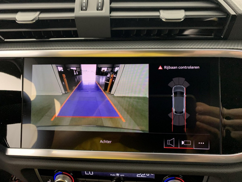 Photo 18 de l'offre de AUDI Q3 Sportback 35 TDI 150 ch S tronic 7 S line à 48598€ chez Carlyss automobiles Vitré