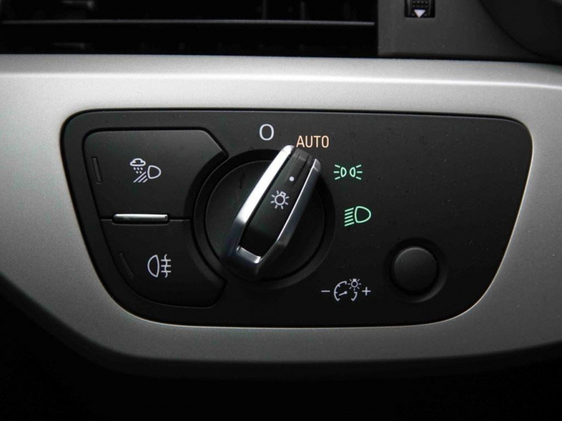 Photo 9 de l'offre de AUDI A5 Sportback 40 TFSi 204 S-Tronic S-line à 49298€ chez Carlyss automobiles Vitré