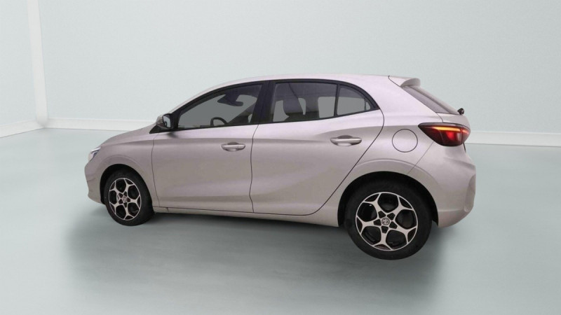 Photo 3 de l'offre de MG Motor MG3 1.5i 115 Comfort à 19121€ chez Carlyss automobiles Vitré