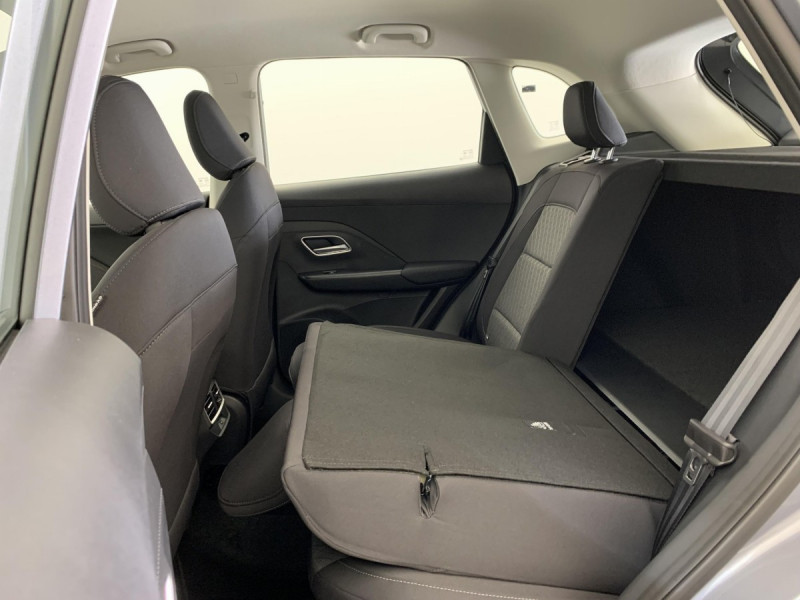 Photo 12 de l'offre de MG Motor ZS 1.5 L Hybrid+ 197 ch Comfort à 21998€ chez Carlyss automobiles Vitré