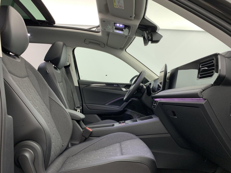 Photo 9 de l'offre de VOLKSWAGEN TIGUAN NOUVEAU 1.5 eTSI 150CV DSG7 LIFE PLUS à 37998€ chez Carlyss automobiles Vitré