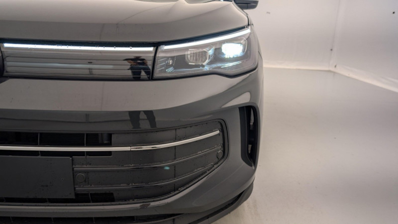 Photo 22 de l'offre de VOLKSWAGEN TIGUAN NOUVEAU 1.5 eTSI 150CV DSG7 LIFE PLUS à 37598€ chez Carlyss automobiles Vitré