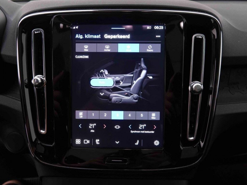 Photo 16 de l'offre de Volvo EC40 Recharge 238 Single Motor Plus à 43702€ chez Carlyss automobiles Vitré