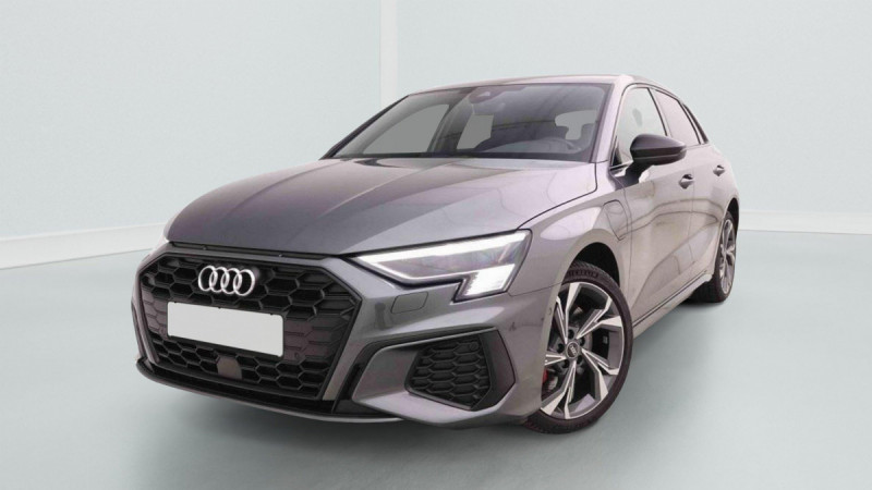Audi A3 45TFSIe 245 PHEV S-Line Hybride Gris clair Occasion à vendre