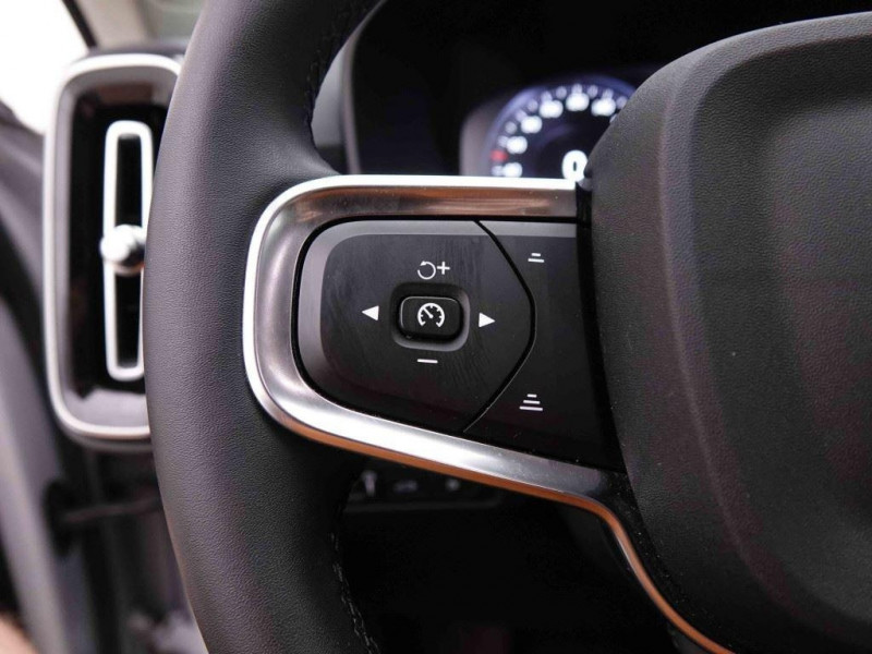 Photo 21 de l'offre de VOLVO XC40 1.5 T4 Recharge 211 PHEV Inscription à 31702€ chez Carlyss automobiles Vitré