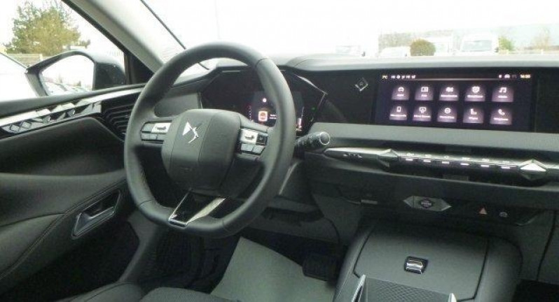 Photo 4 de l'offre de DS DS4 BlueHDi 130 EAT8 Pallas à 32398€ chez Carlyss automobiles Vitré