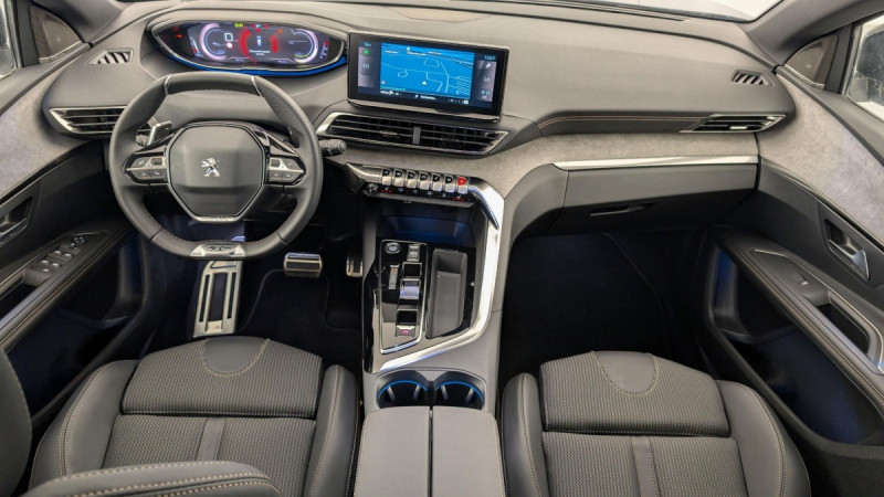 Photo 13 de l'offre de PEUGEOT 3008 Hybrid 136 e-DCS6 GT à 25998€ chez Carlyss automobiles Vitré