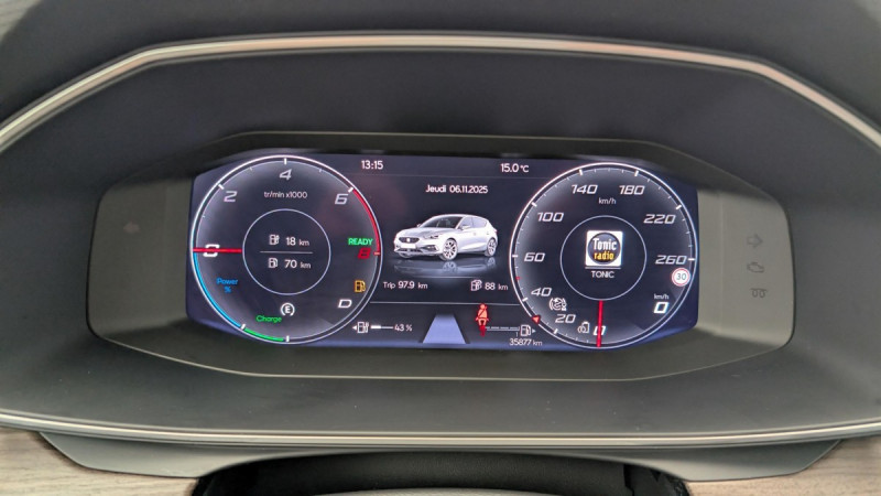 Photo 22 de l'offre de SEAT Leon E-HYBRID 204 CH DSG6 XCELLENCE à 21955€ chez Carlyss automobiles Vitré