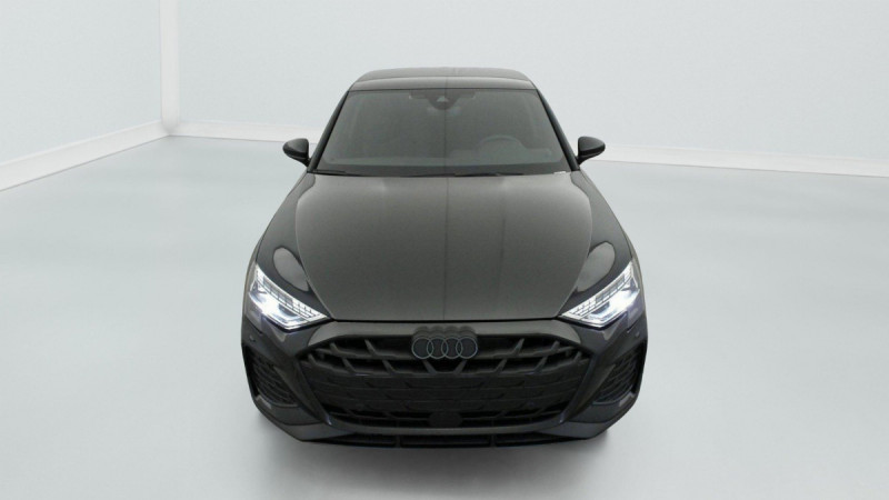 Photo 3 de l'offre de AUDI A3 SPORTBACK NOUVELLE 45 TFSI E HYBRIDE RECHARGEABLE 272 S TRONIC 6 S LINE à 43998€ chez Carlyss automobiles Vitré