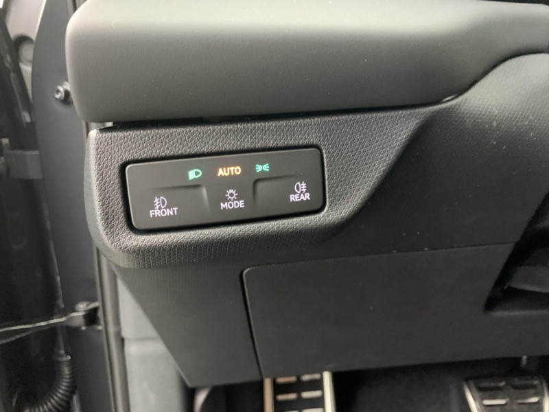 Photo 20 de l'offre de Cupra Terramar 1.5 eTSI Hybrid 150 ch DSG7 V à 35998€ chez Carlyss automobiles Vitré