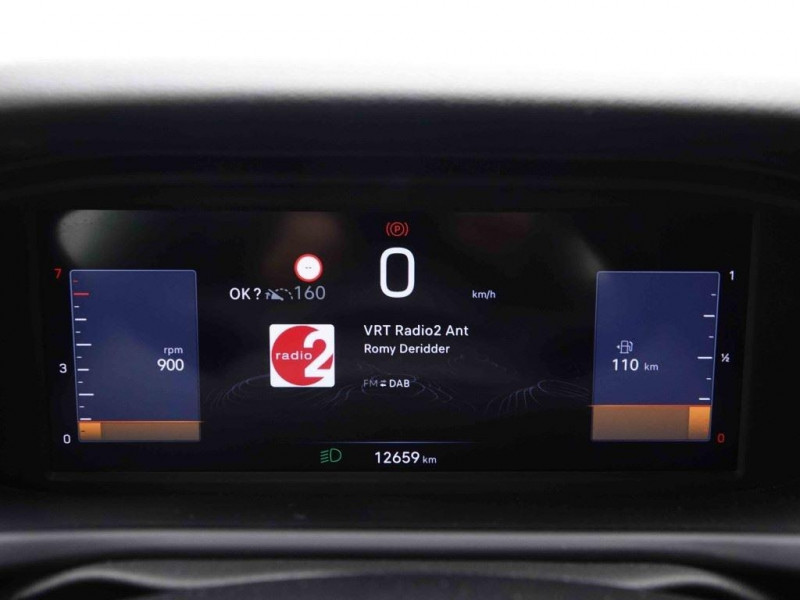 Photo 16 de l'offre de Jeep Avenger 1.2 Turbo T3 100 ch Altitude à 23698€ chez Carlyss automobiles Vitré