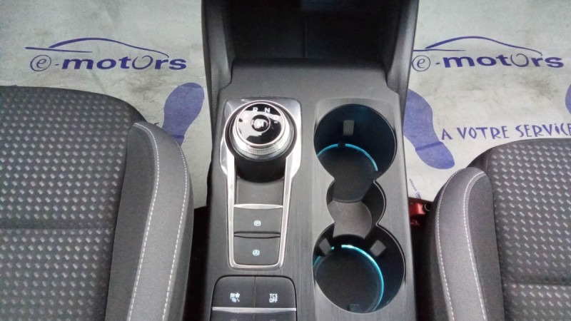 Photo 39 de l'offre de FORD Focus SW Focus SW 1.5 EcoBlue 120 S&S BVA8 Trend Business à 19598€ chez Carlyss automobiles Vitré