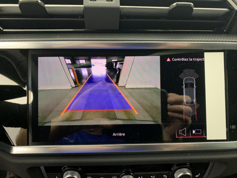 Photo 18 de l'offre de AUDI Q3 Sportback 35 TDI 150 ch S tronic 7 S line à 48598€ chez Carlyss automobiles Vitré