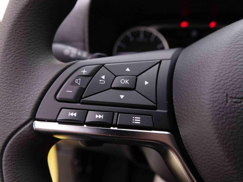 Photo 17 de l'offre de NISSAN JUKE 1.0 DIG-T 114 DCT Acenta Plus à 22999€ chez Carlyss automobiles Vitré