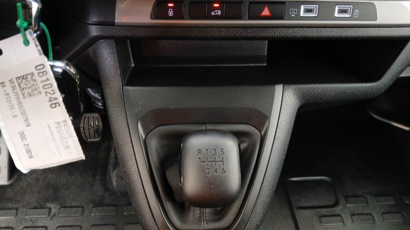 Photo 5 de l'offre de PEUGEOT Expert Fourgon EXPERT FGN XL BLUEHDI 120 S&S BVM6 à 27897€ chez Carlyss automobiles Vitré