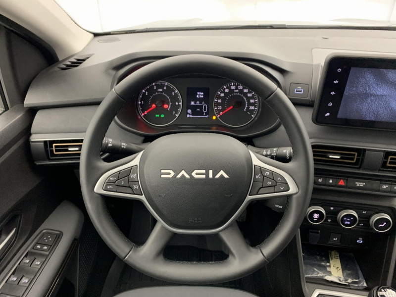Photo 14 de l'offre de Dacia Jogger TCe 110 7 places GSR2 Extreme à 21998€ chez Carlyss automobiles Vitré