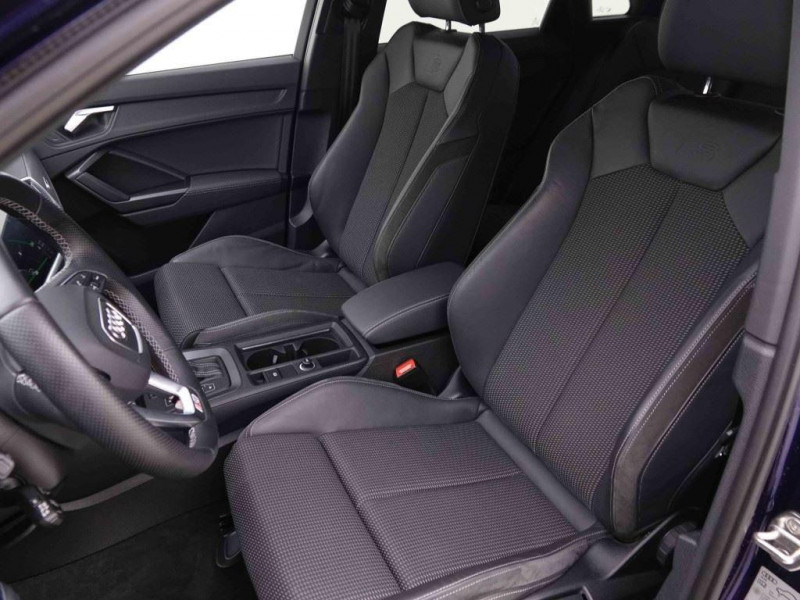 Photo 5 de l'offre de AUDI Q3 45 TFSie PHEV S-Line à 37142€ chez Carlyss automobiles Vitré