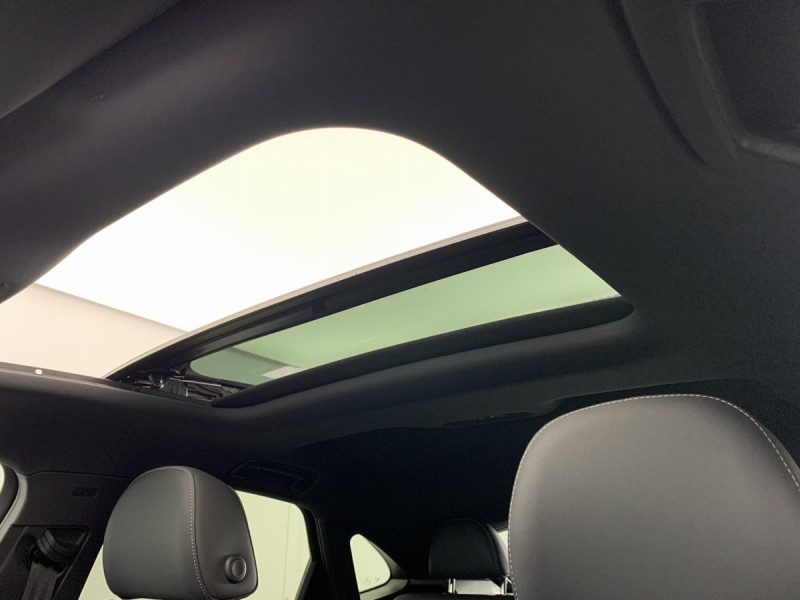 Photo 16 de l'offre de AUDI Q3 Sportback 35 TDI 150 ch S tronic 7 S line à 47498€ chez Carlyss automobiles Vitré