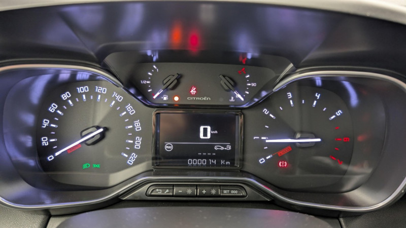 Photo 22 de l'offre de CITROEN C3 Aircross PureTech 110 S&S BVM6 Shine Pack à 15998€ chez Carlyss automobiles Vitré