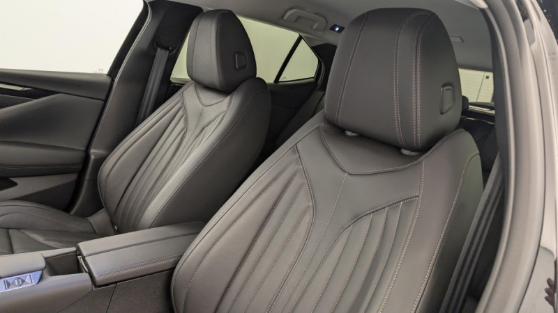 Photo 16 de l'offre de DS DS4 PureTech 130 EAT8 Rivoli à 23893€ chez Carlyss automobiles Vitré