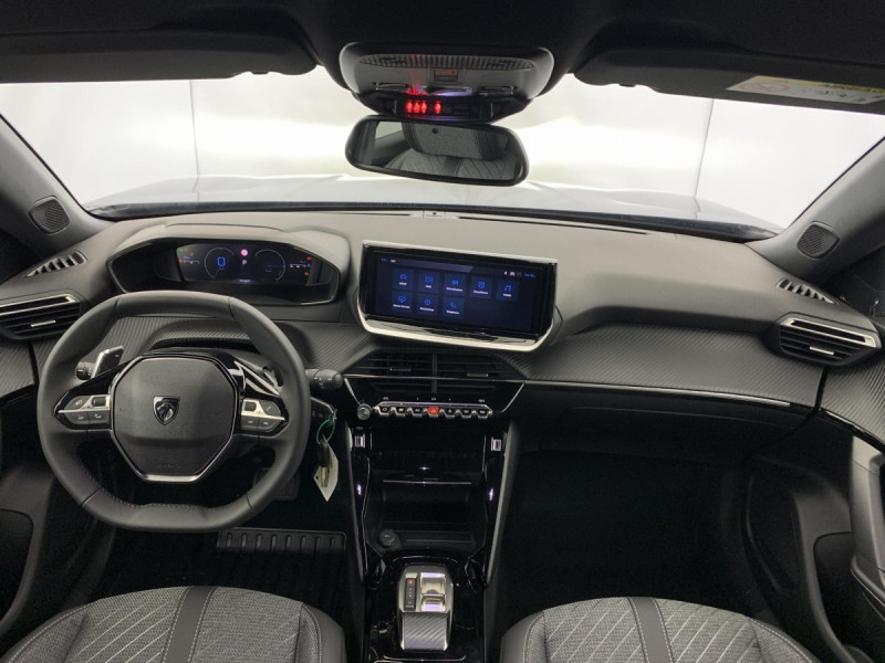 Photo 13 de l'offre de PEUGEOT 2008 Hybrid 145 e-DCS6 Allure à 24998€ chez Carlyss automobiles Vitré