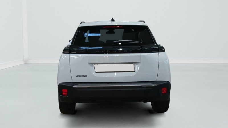 Photo 4 de l'offre de PEUGEOT 2008 100 S&S BVM6 Allure à 19798€ chez Carlyss automobiles Vitré