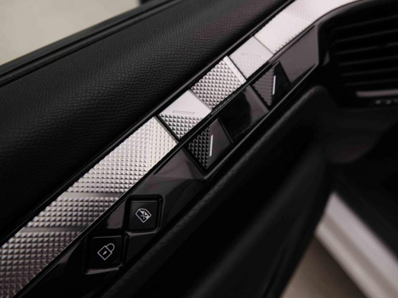 Photo 21 de l'offre de DS DS4 1.2 T 130 EAT8 Bastille à 24198€ chez Carlyss automobiles Vitré