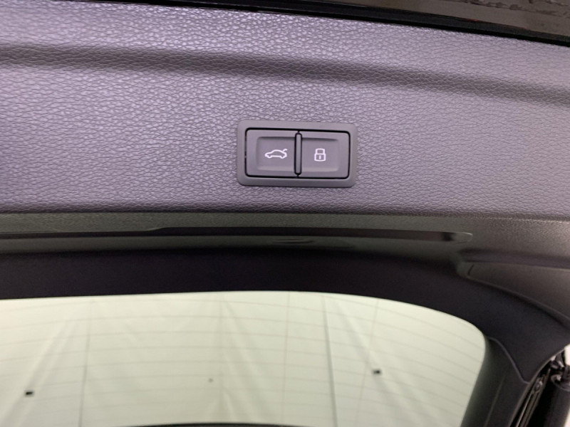 Photo 12 de l'offre de AUDI Q3 Sportback 35 TDI 150 ch S tronic 7 S line plus à 47998€ chez Carlyss automobiles Vitré