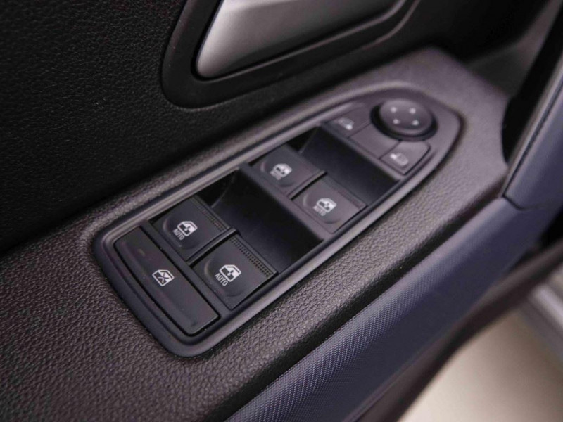 Photo 20 de l'offre de DACIA DUSTER 1.2 Mild Hybrid 130 Expression à 25198€ chez Carlyss automobiles Vitré