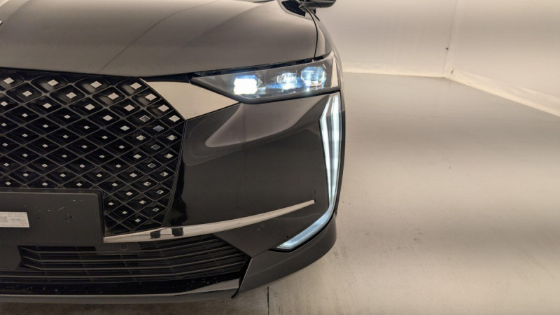 Photo 21 de l'offre de DS DS4 PureTech 130 EAT8 Rivoli à 25027€ chez Carlyss automobiles Vitré